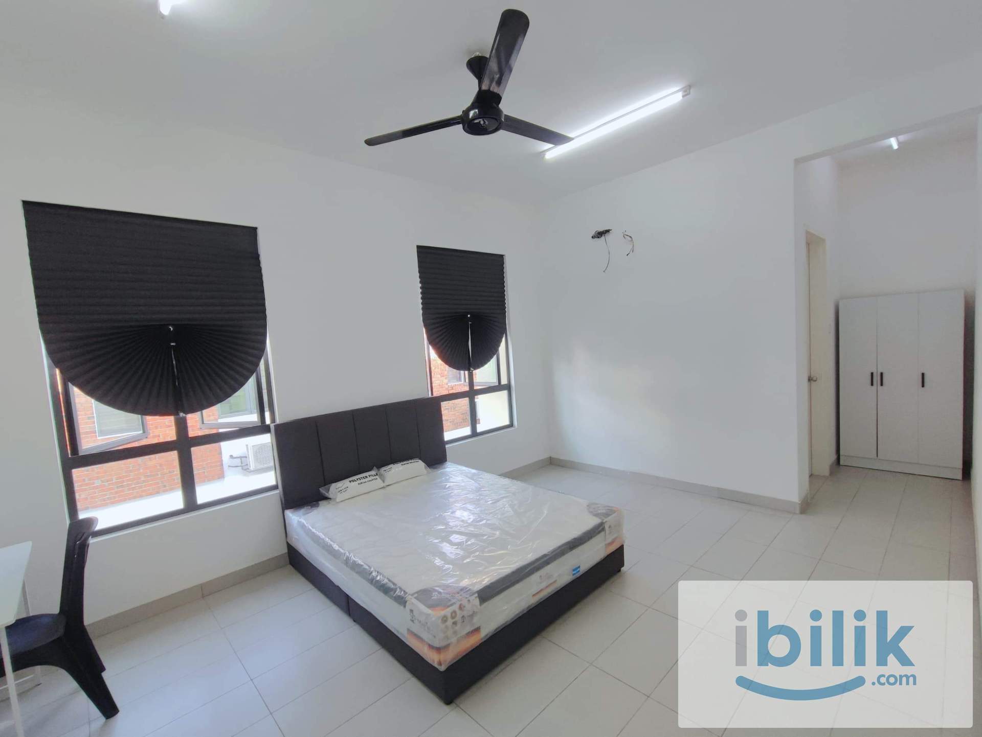 3 STOREYS LUXURY /  HGH SECURITY/ PRIVATE BATHROOM / COMFY & ZEN Middle Room at Taman Meranti Jaya, Puchong - Image 5
