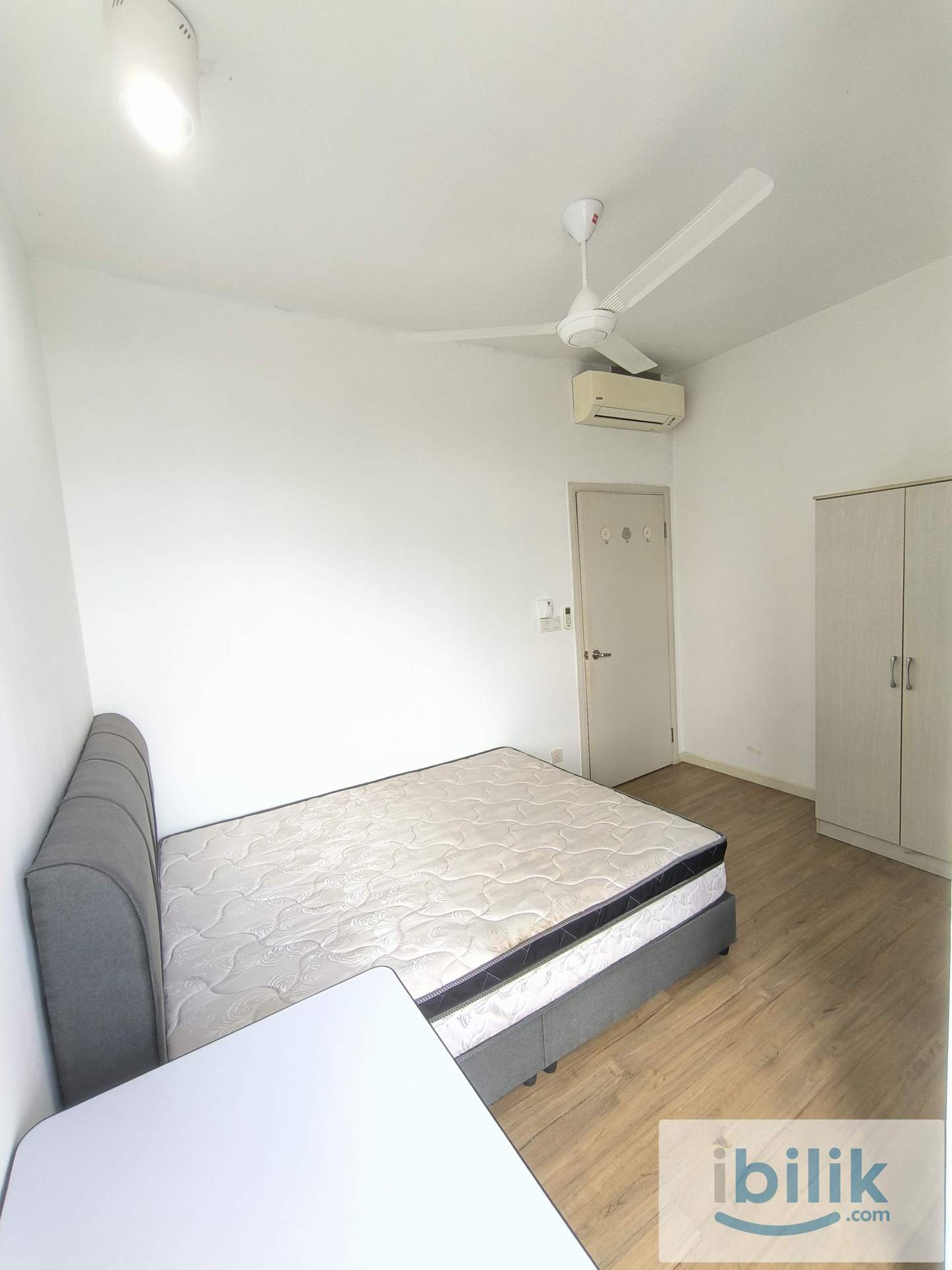 Master room for rent at Casa Green Bukit Jalil - Image 2