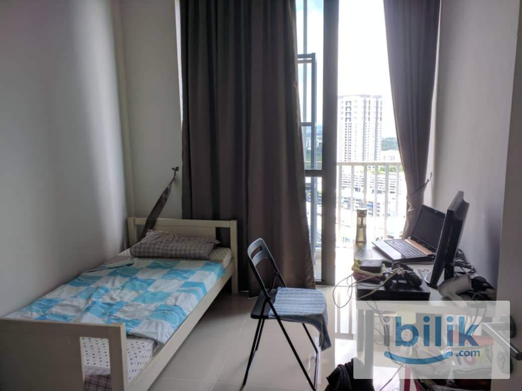 Middle Room at Third Avenue Cyberjaya - Image 3