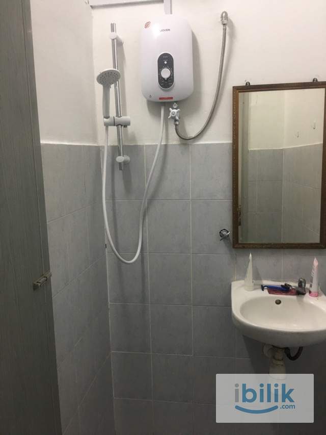 Room Female Unit @ Sri Saujana Georgetown near Komtar, Jen Hotel, Prangin Mall ICT Mall - Image 5