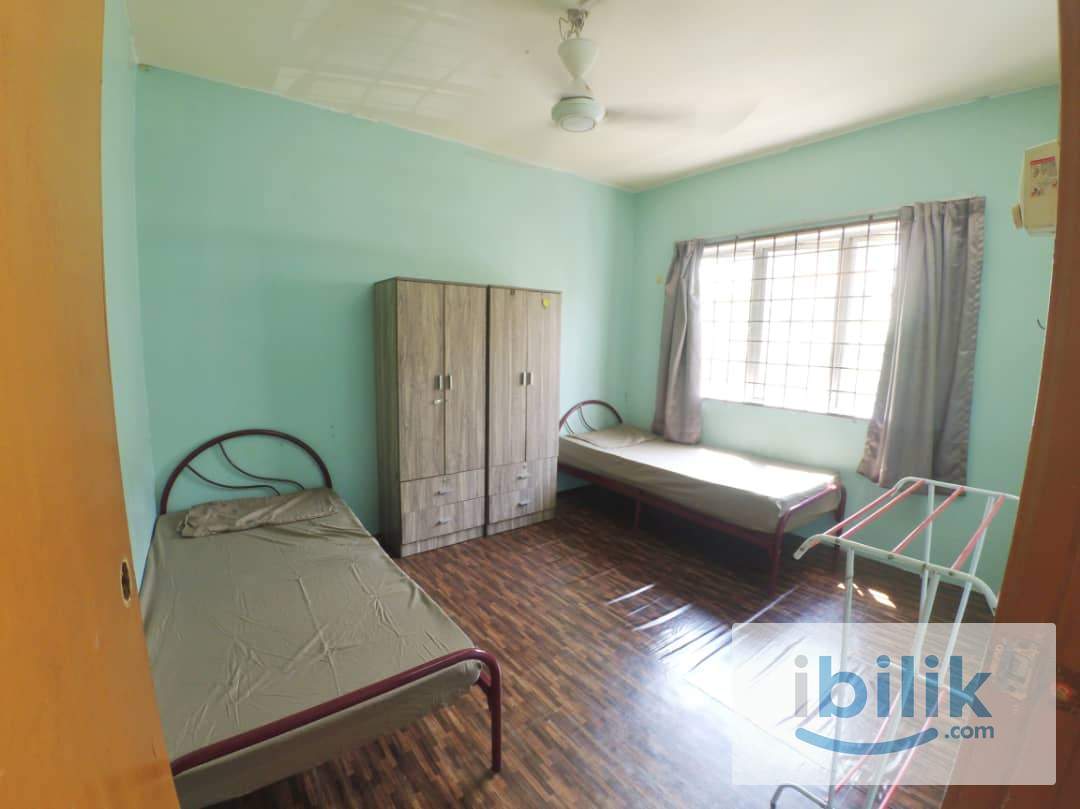 Master Bedroom Lelaki Apartment Tropika Sungai Tangkas - Image 6