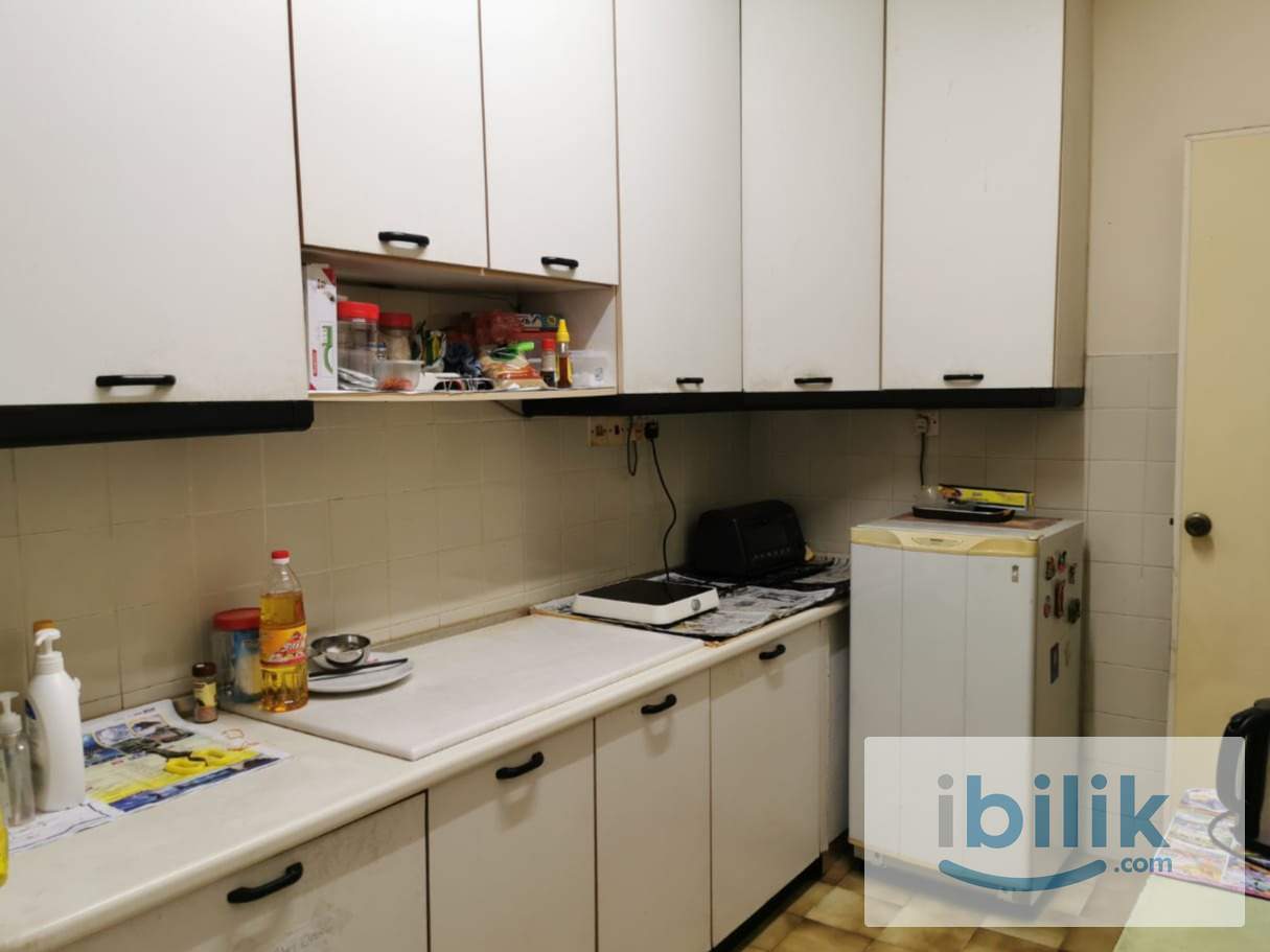 Middle room for rent - Image 3
