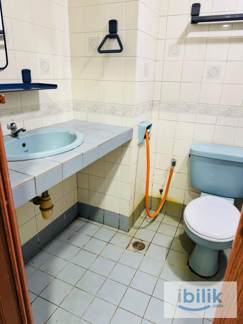Master Room Casa Ria Maluri LRT MRT Maluri Station - Image 3