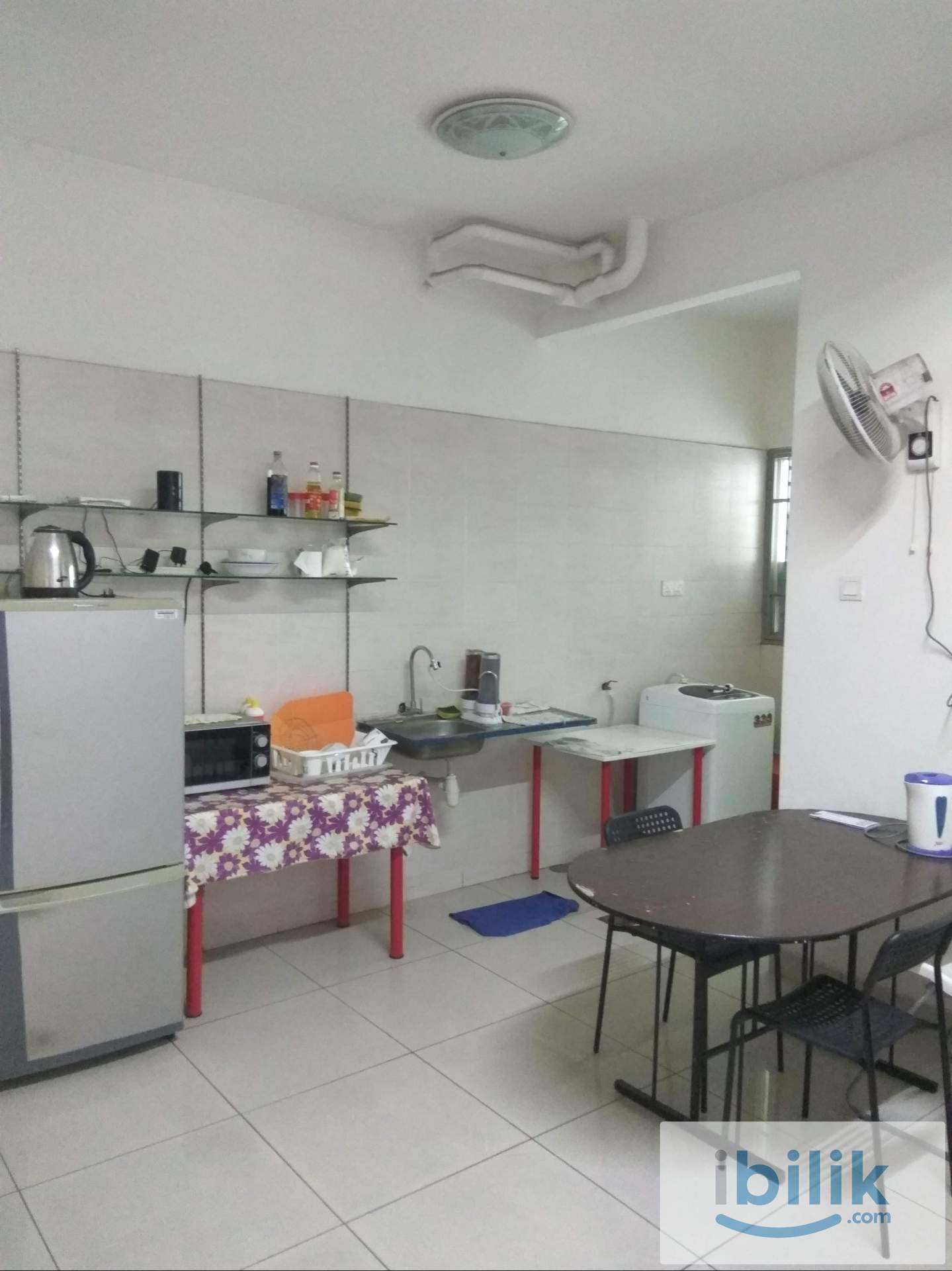 Middle Room at Impian Meridian, UEP Subang Jaya Cilantro Monash Sunway Alfa University USJ 1 - Image 2
