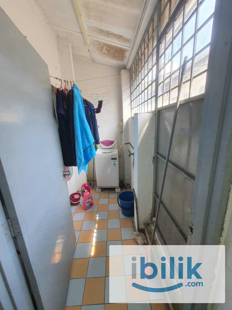 TBR FEMALE UNIT Medium Room for SHARE - Image 2