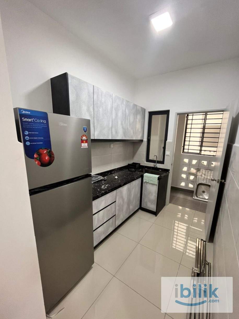 Pv9 Master/ Medium Room available, Mix gender/ female unit - Image 5