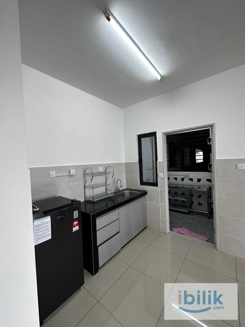 pv9 Medium Room Full Furnished Unit  - Image 1