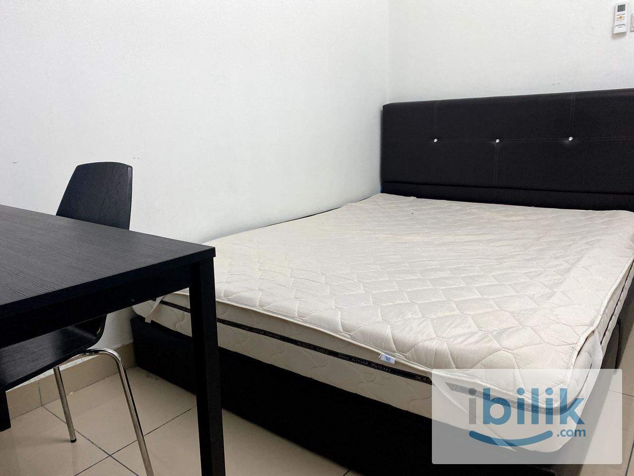 PACIFIC PLACE MEDIUM ROOM FULLY FURNISHED LRT STATION  - Image 5