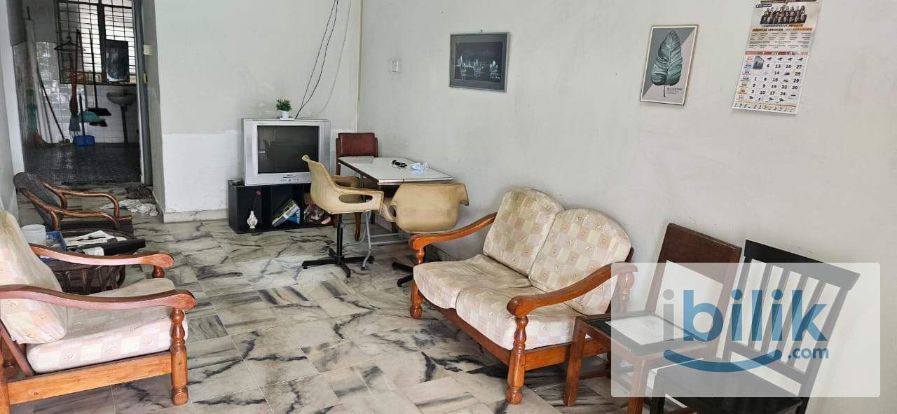 Medium/Intermediate Room @ Taman Labu Jaya, Seremban. Just next to Seremban Town. - Image 2