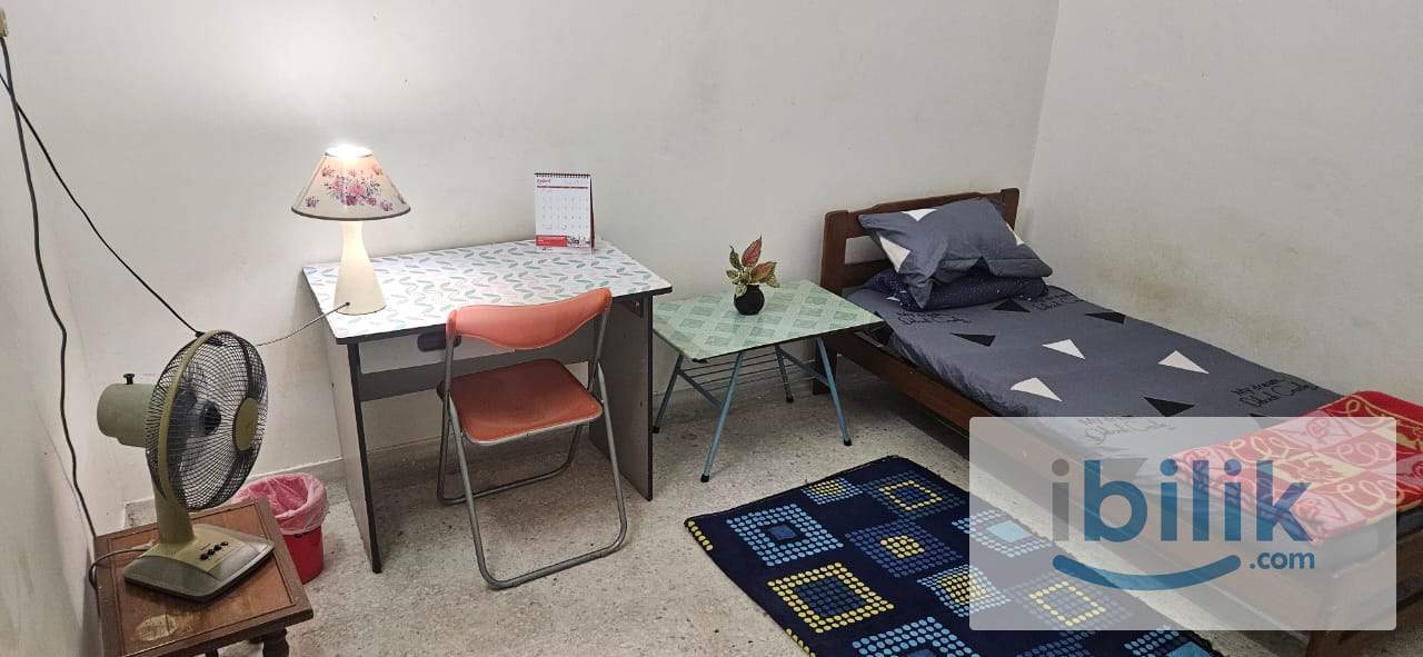 Medium/Intermediate Room @ Taman Labu Jaya, Seremban. Just next to Seremban Town. - Image 1