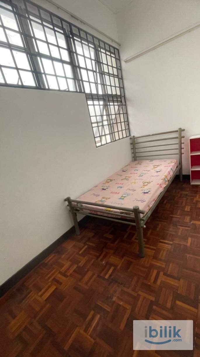 small room - Image 3