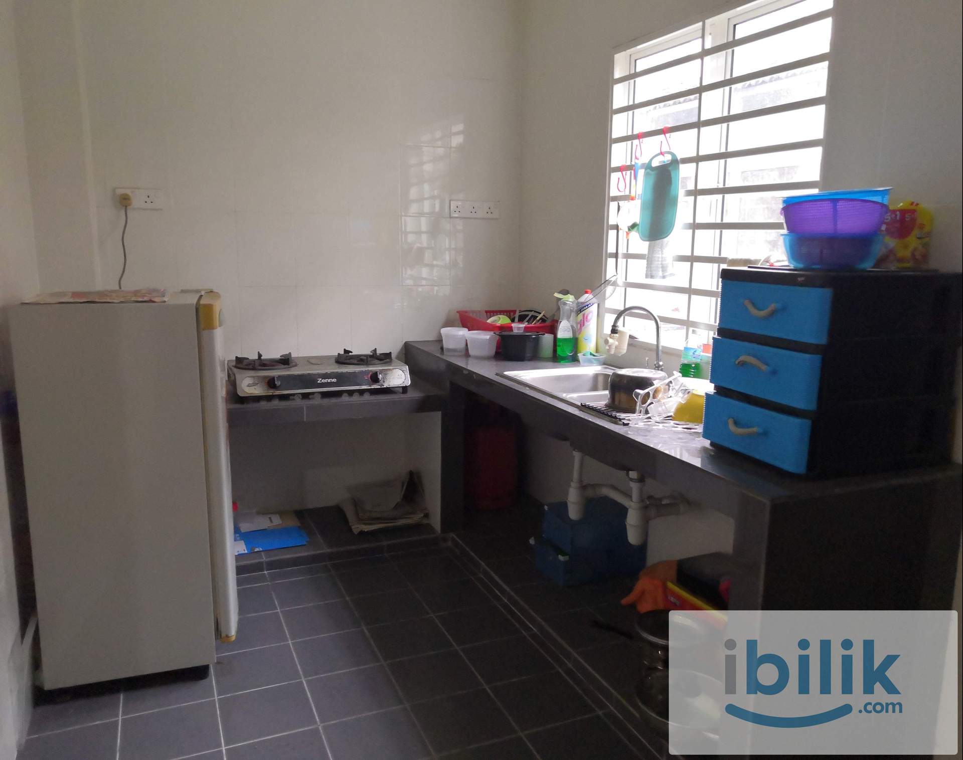 Master room with private bathroom - Image 5
