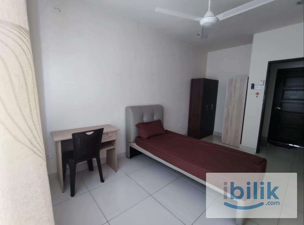 Master room with private bathroom - Image 10