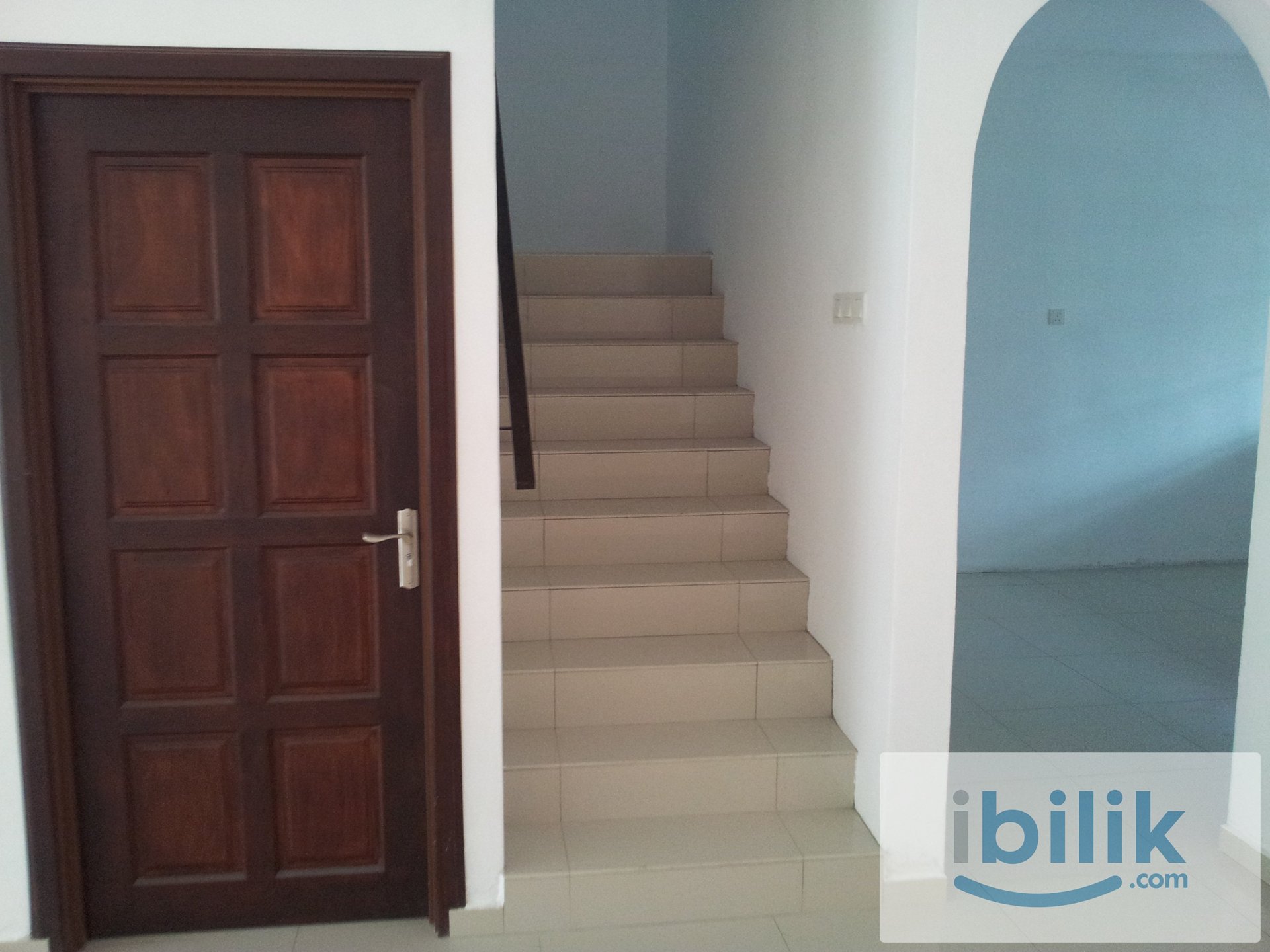 ROOM (MENTAKAB)  - Image 3