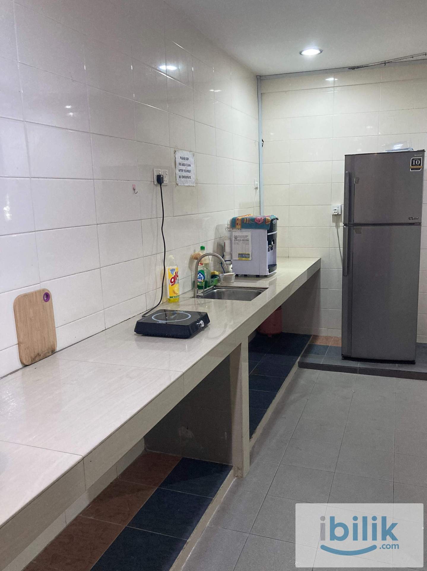 Room at PJS 9/20 Beside MRT Sunway Pyramide - Image 2