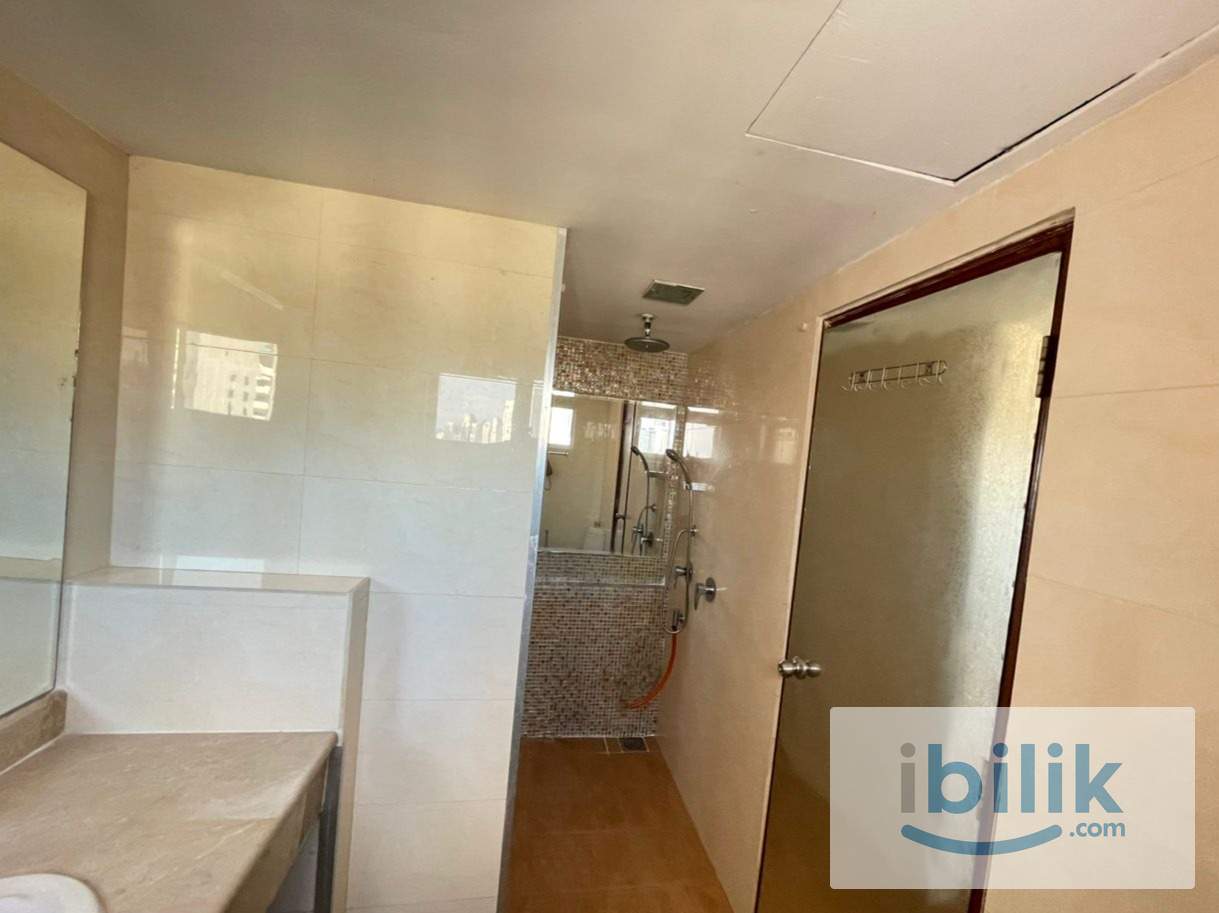 Female Master Room Bistari Condo no partition HKL TRX KLCC Bukit Bintang Student Intern IUM girls unit - Image 9