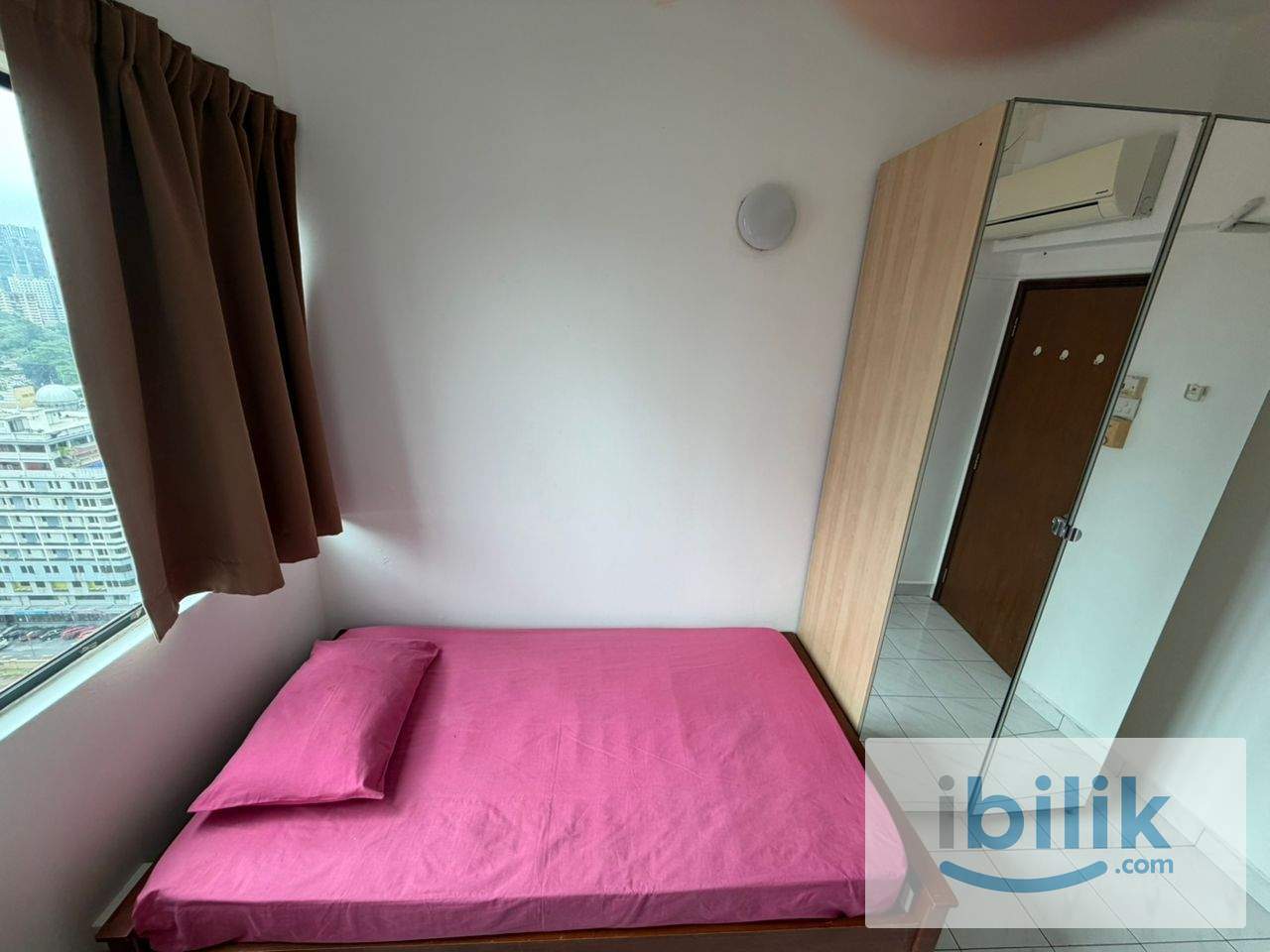 Single Middle Room Bistari LRT MRT Monorail KLCC TRX Bukit Bintang GHKL city centre - Image 9