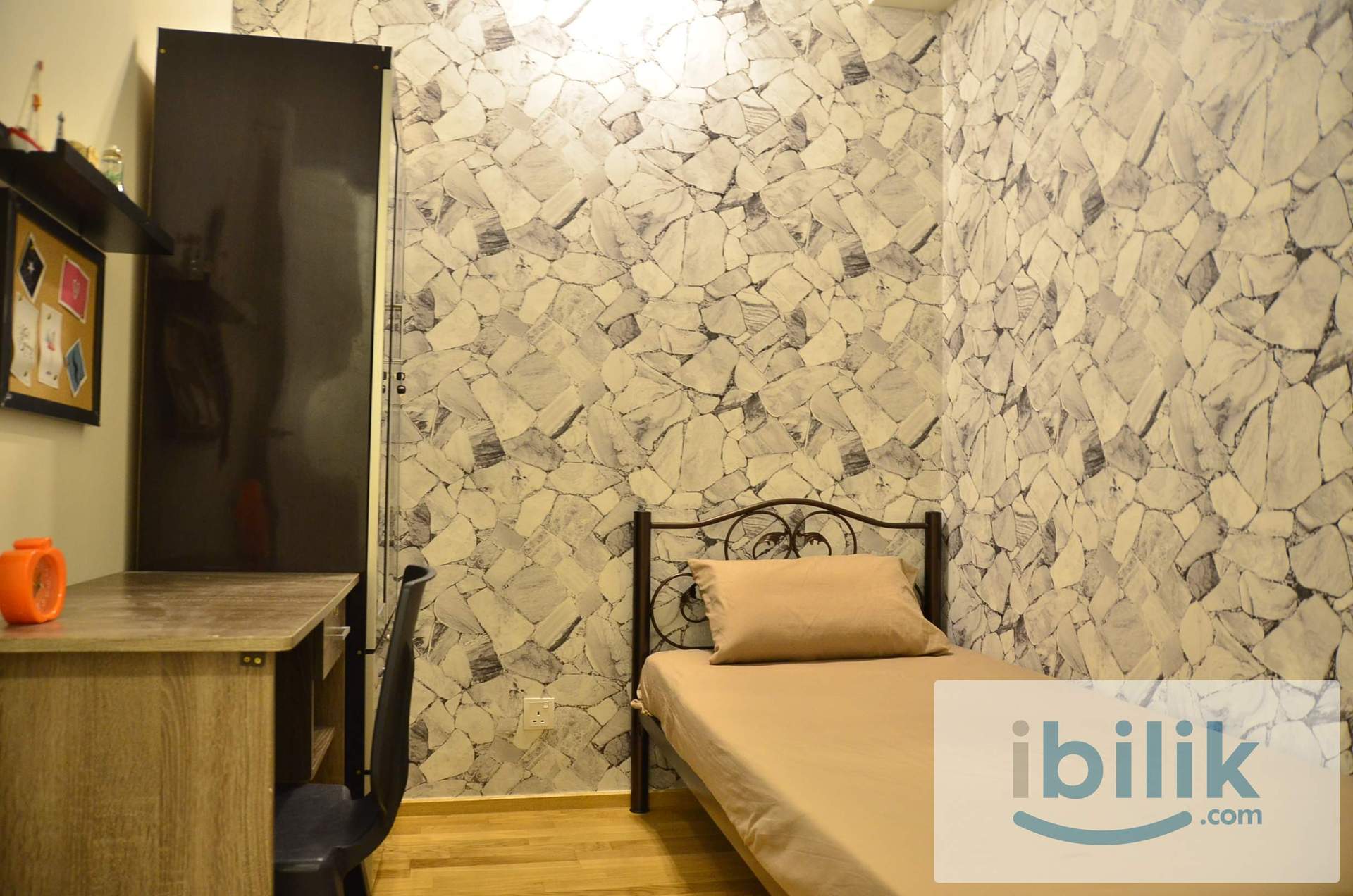 Female🙋🏻‍♀️💁🏼‍♀️ Single Room at Elevia Residences, Puchong Perdana, Tasik Prima, Putra Prima,Bukit Puchong - Image 3