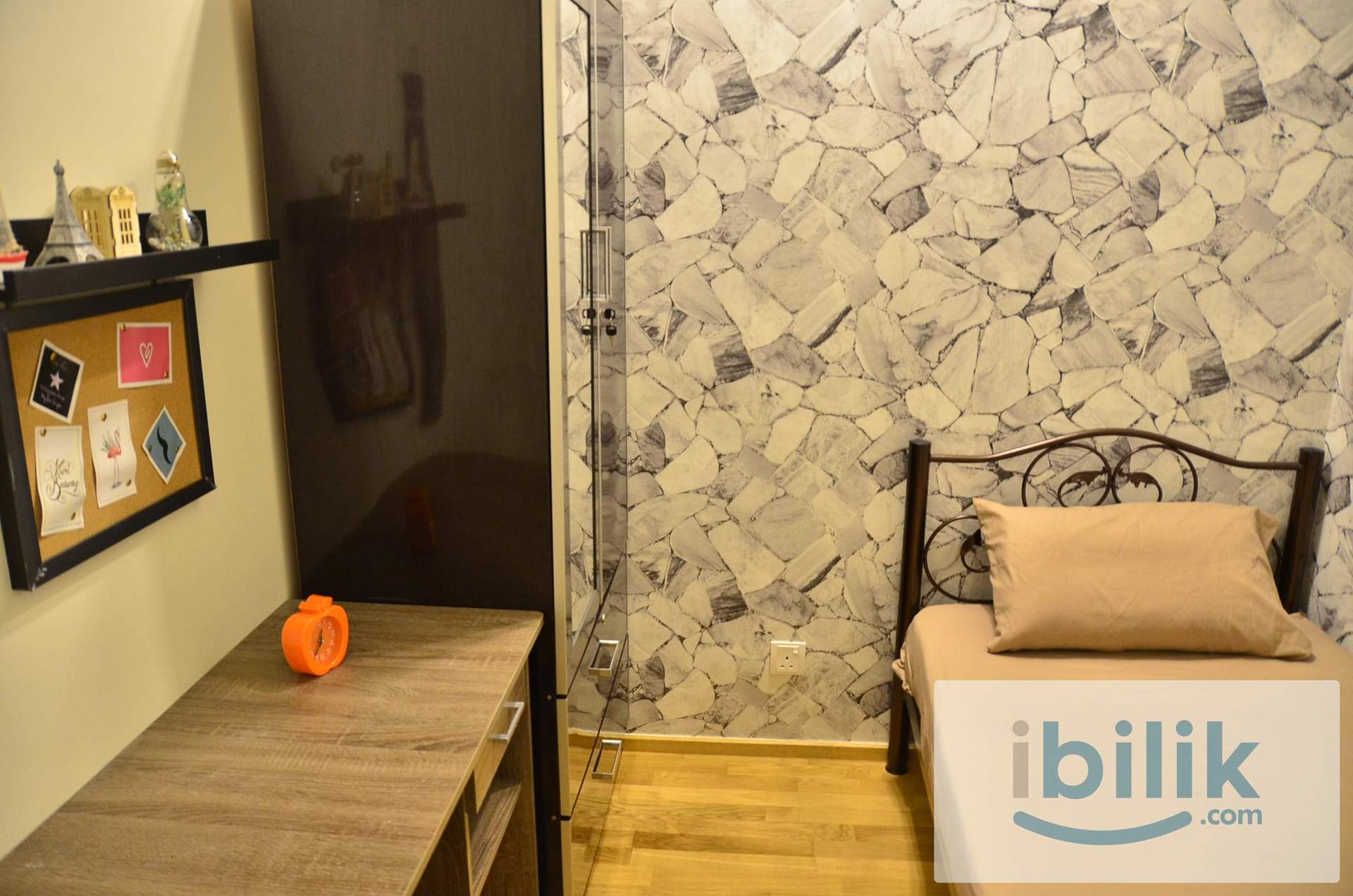 Female Unit - Single Room at Elevia Residences, Bandar Puchong Utama/Puchong Perdana - Image 4
