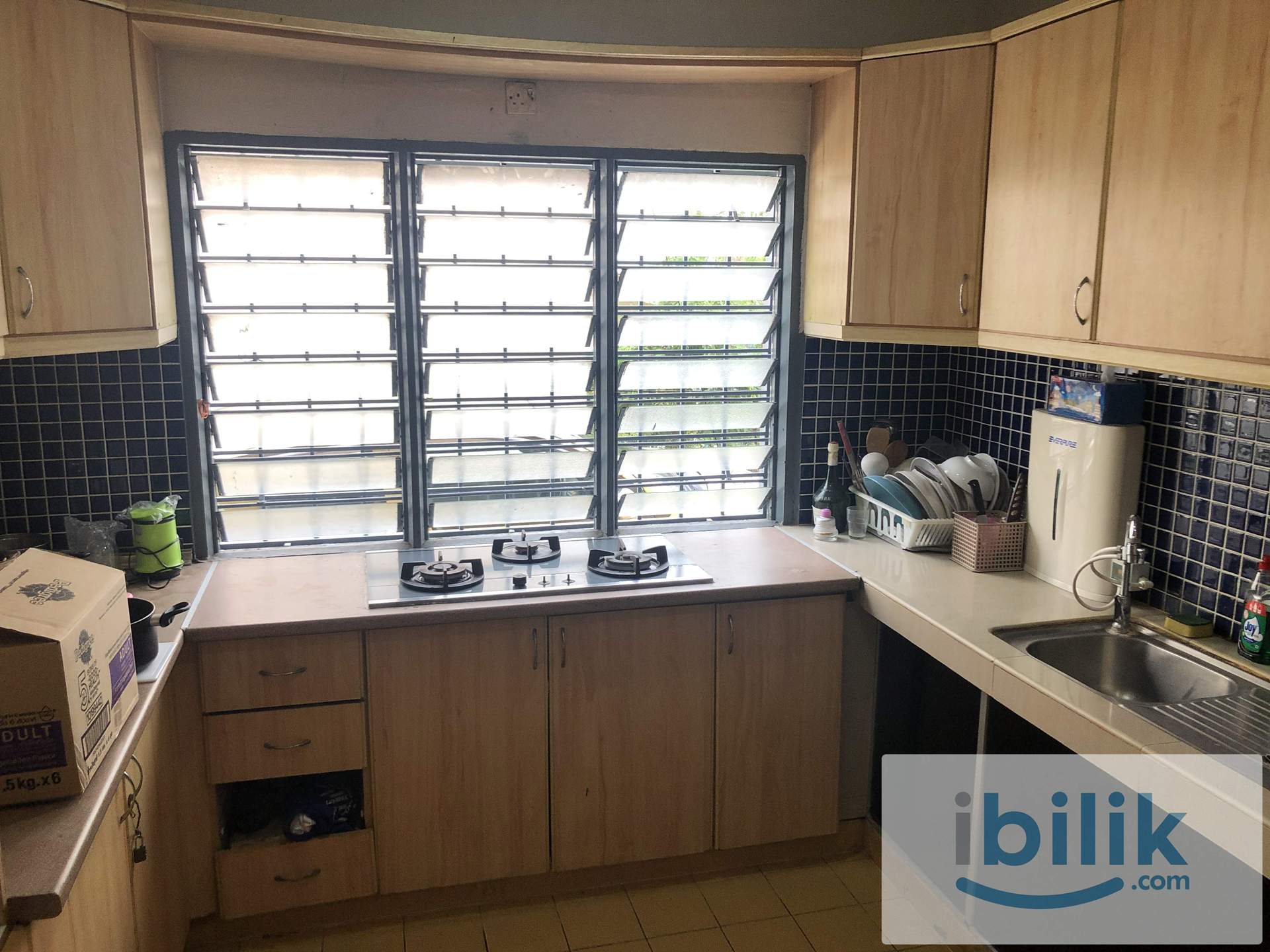 Cozy, Very Nice Single Room, Superb Convenient Location  - Image 2
