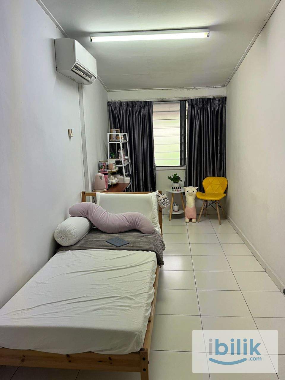 Cozy, Very Nice Single Room, Superb Convenient Location  - Image 1