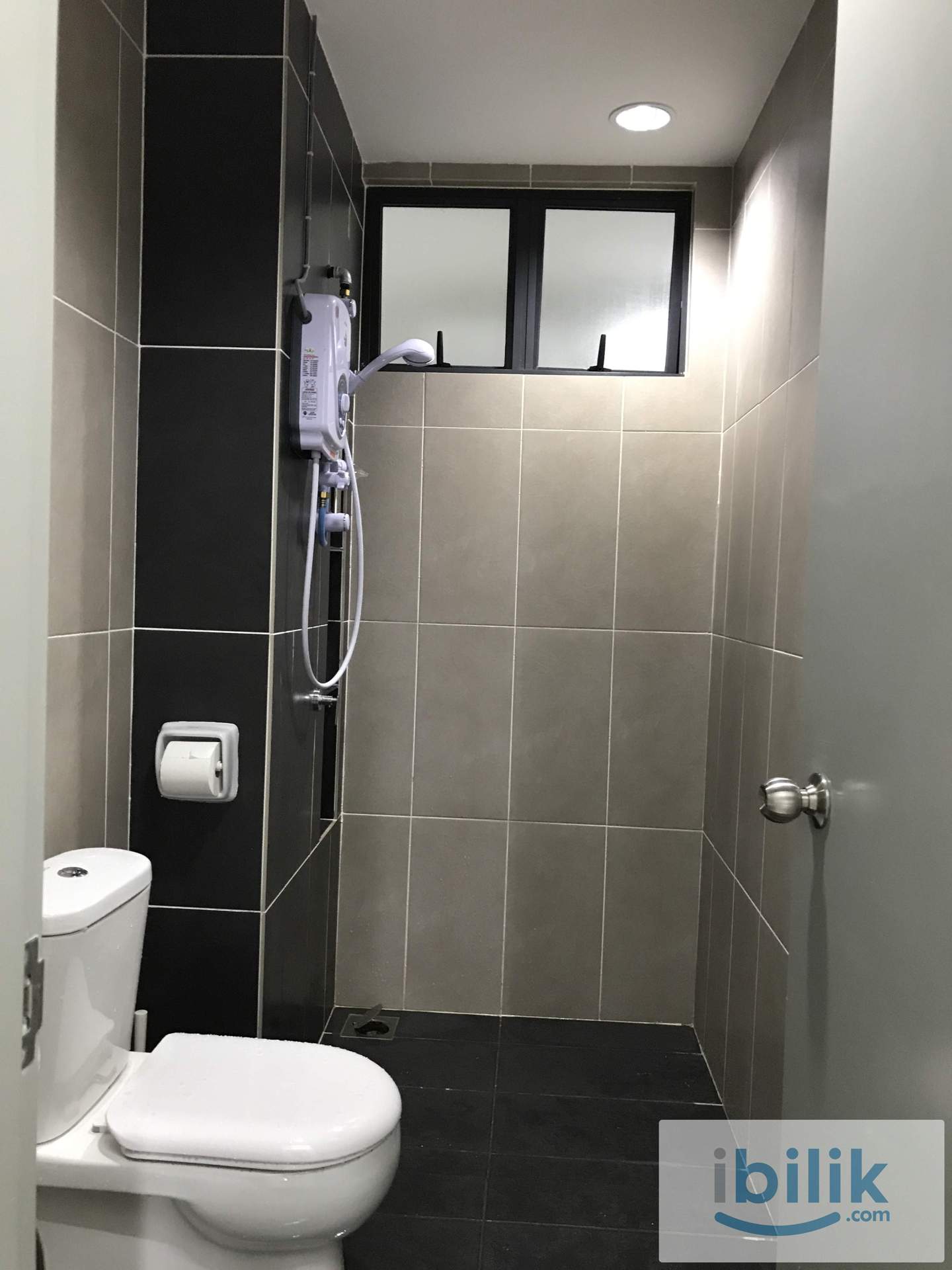 F.Furnished Middle Room wt AC at You Vista @ Cheras (3 min walking tio MRT Tmn Suntex) KL Sentral, Velocity, B.Bintang - Image 2