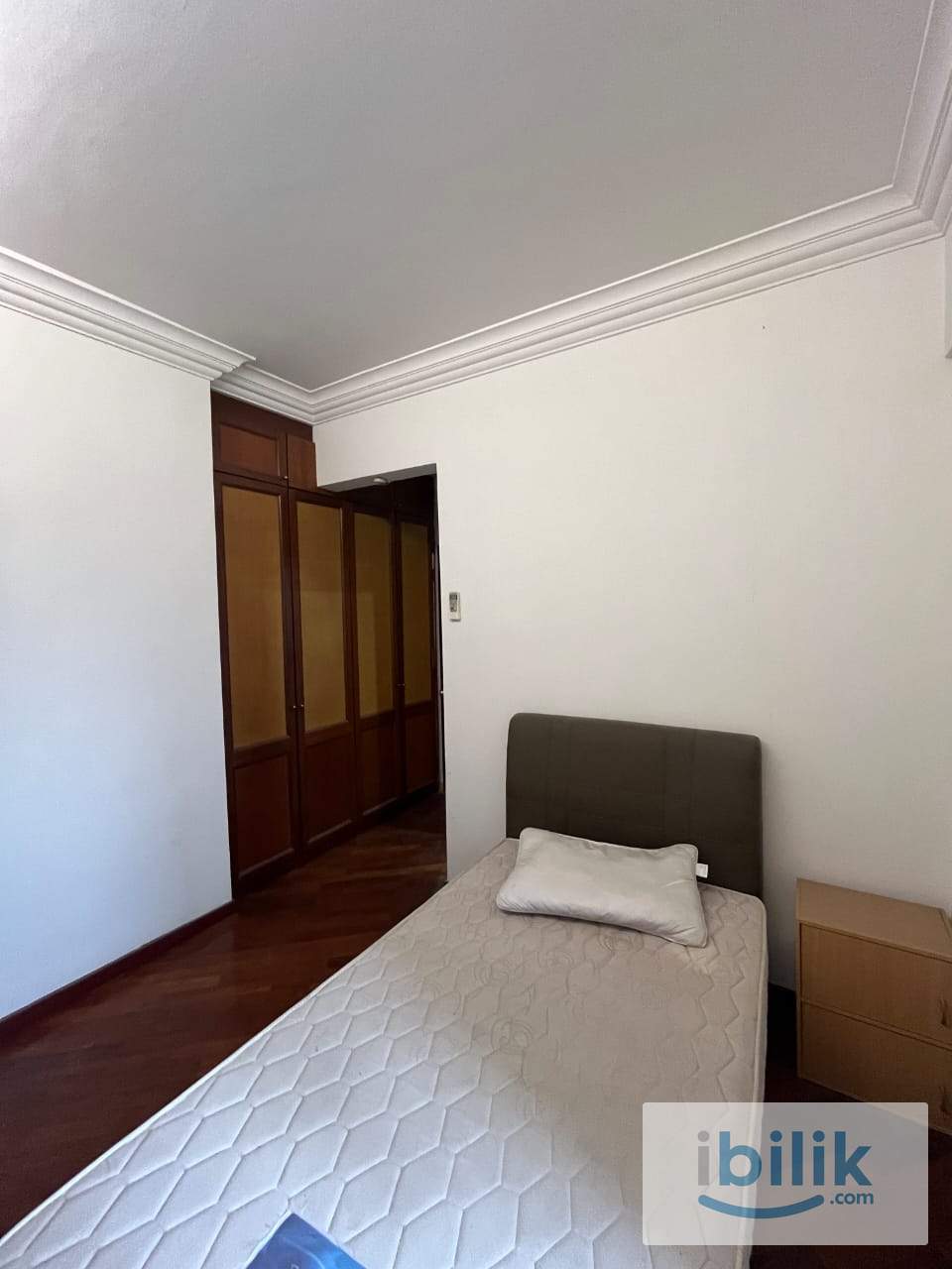 Maxwell Room For Rent  - Image 2