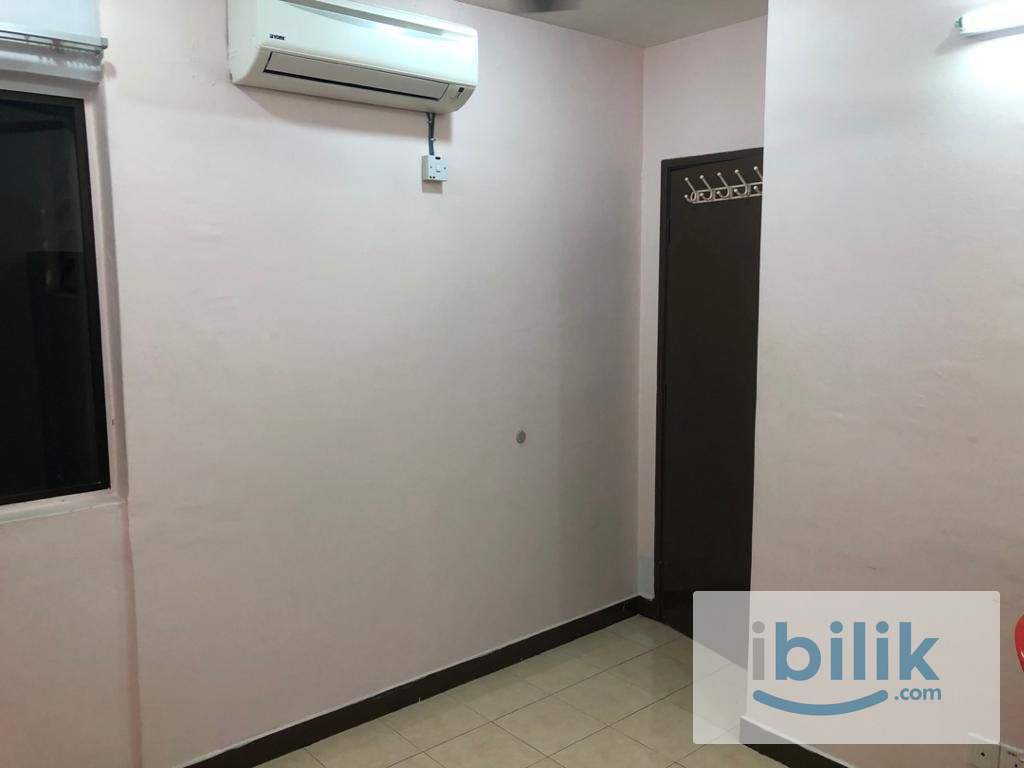 Single Room at Bayu Tasik 2, Bandar Sri Permaisuri - Image 1