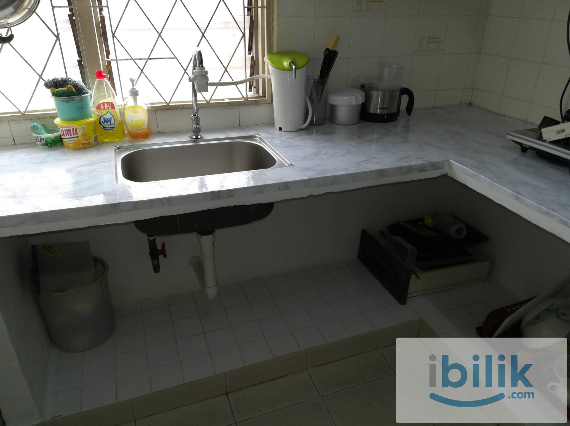 Single Room in Taman Perling (walking distance to bus stop CW3 to Tuas)  - Image 3