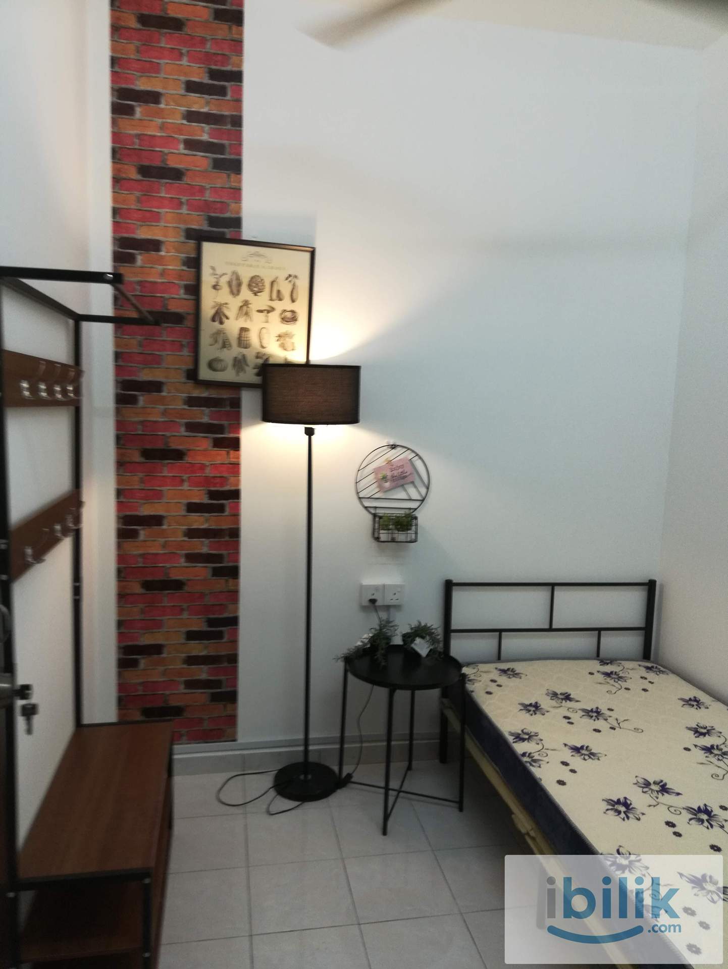 Single Room in Skudai Villa near Taman Mutiara Rini  - Image 1