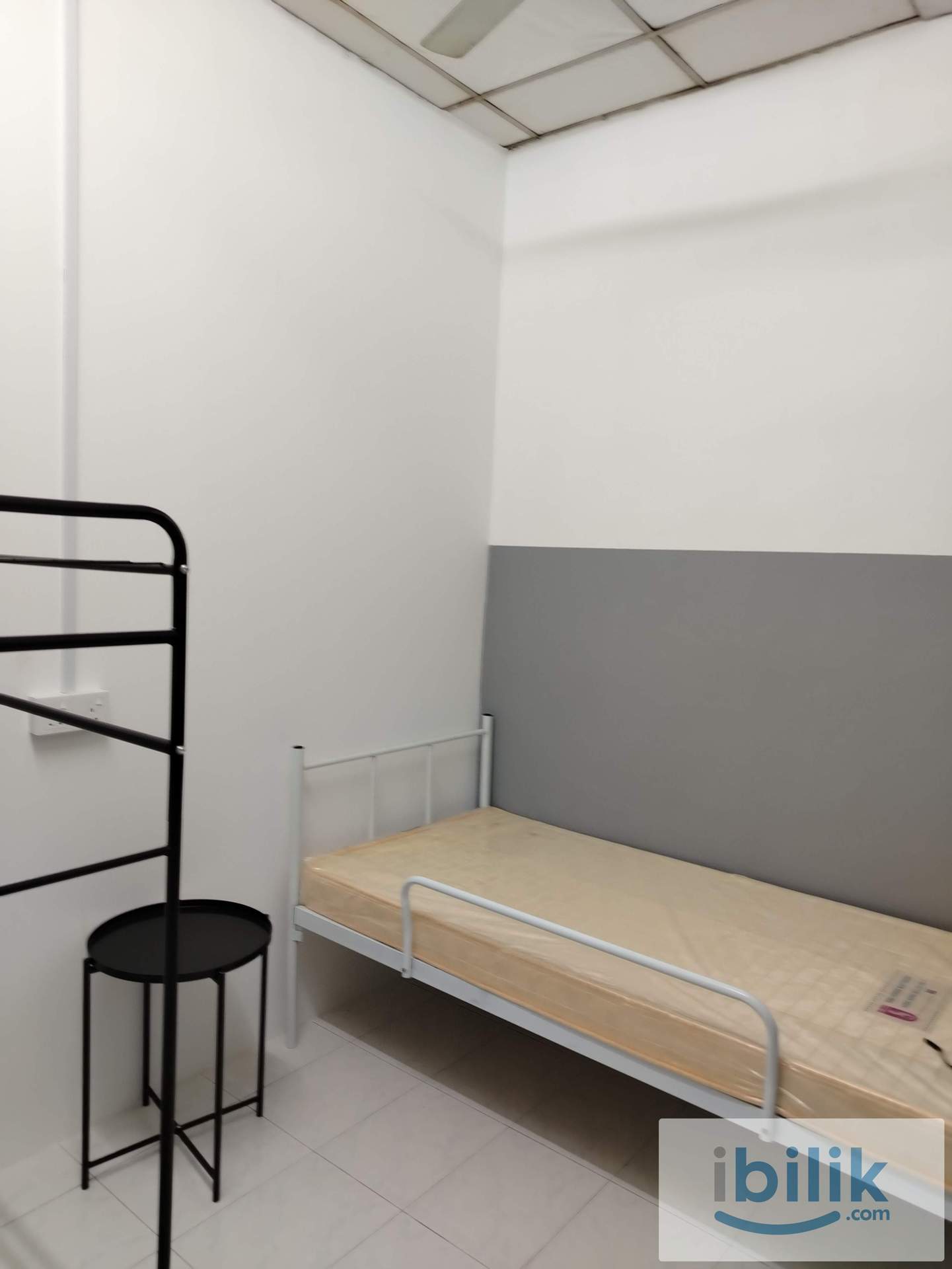 Single Room in Taman Sri Skudai near Senai  - Image 1