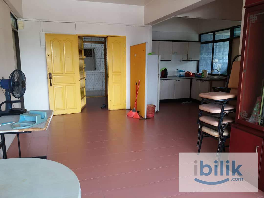 Single Room In Front University Science Malaysia - Image 2