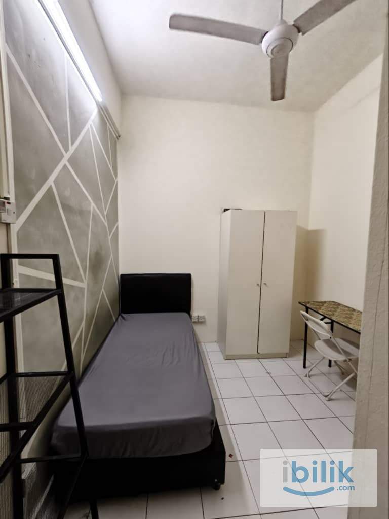 Single Room - Image 1