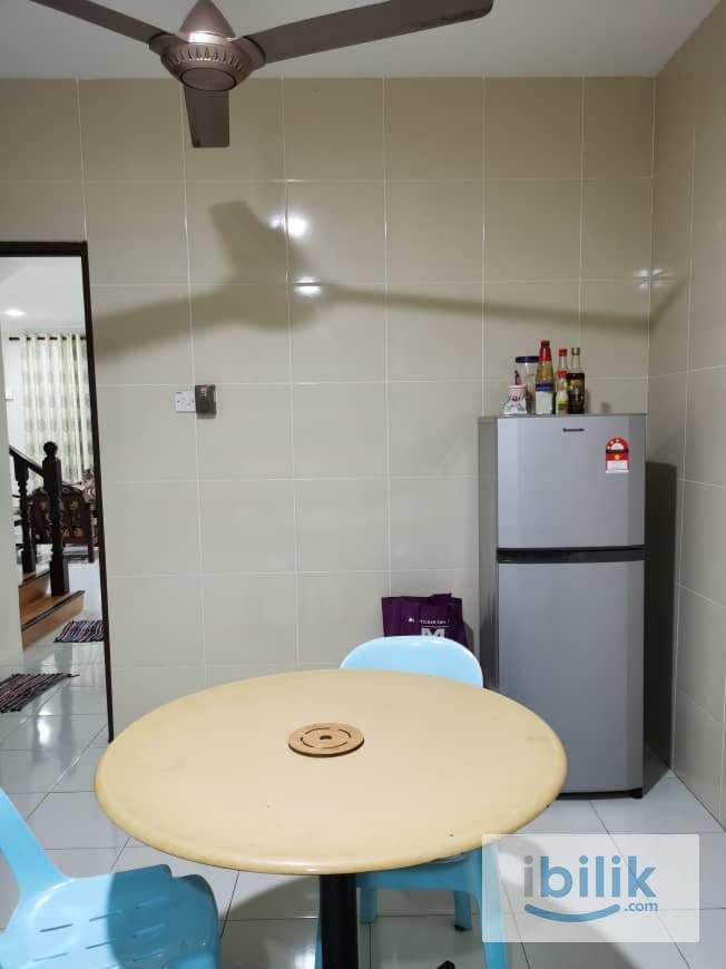 Fully furnished room for rent at Sarikei near New Hospital & Sekolah Kebangsaan Agama Sarikei - Image 4