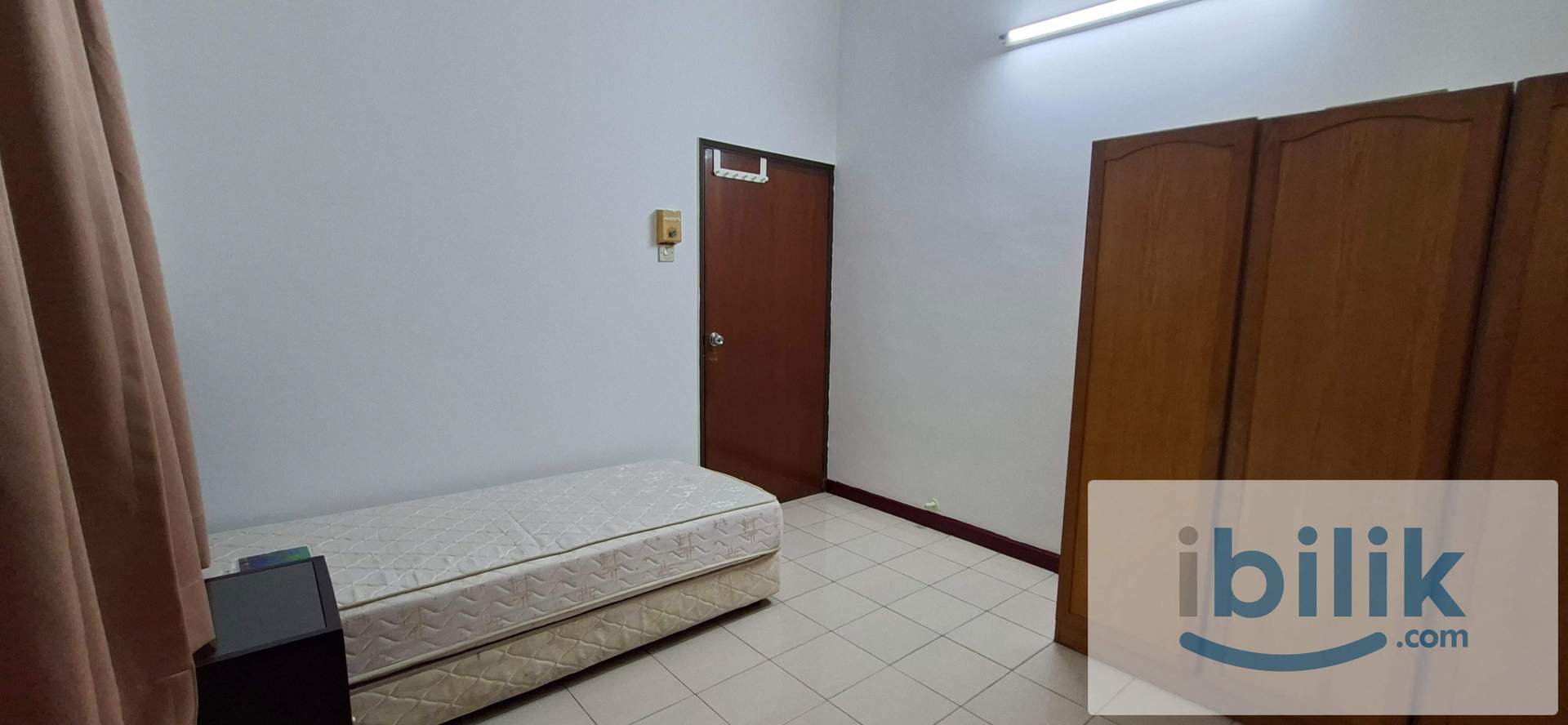 KOZY SINGLE Room for MALE Exec at EXCLUSIVE location, 5 mins PJ New Town & close to PPUM / UM - Image 2