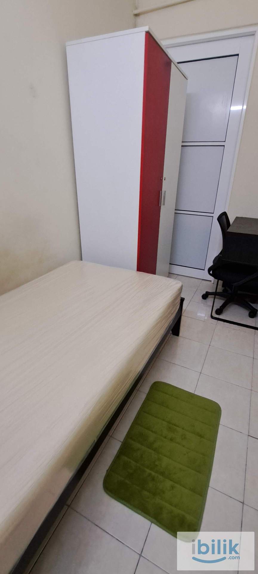 KOZY Small Room for SINGLE MALE @ Kelana Mahkota Condo PJ, 5 mins walk to Paradigm Mall - Image 2