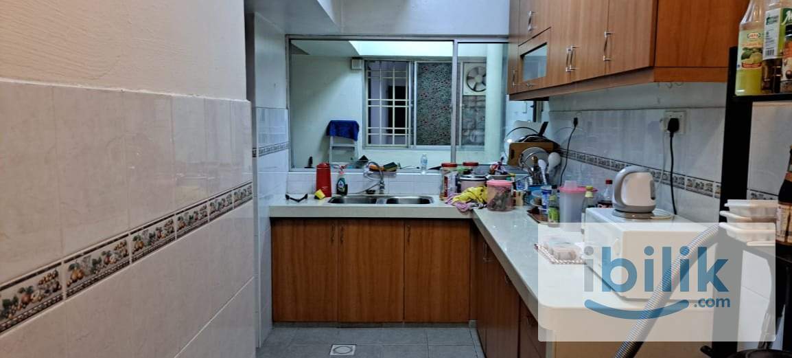 KOZY Small Room for SINGLE MALE @ Kelana Mahkota Condo PJ, 5 mins walk to Paradigm Mall - Image 8
