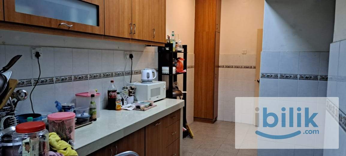 KOZY Small Room for SINGLE MALE @ Kelana Mahkota Condo PJ, 5 mins walk to Paradigm Mall - Image 9