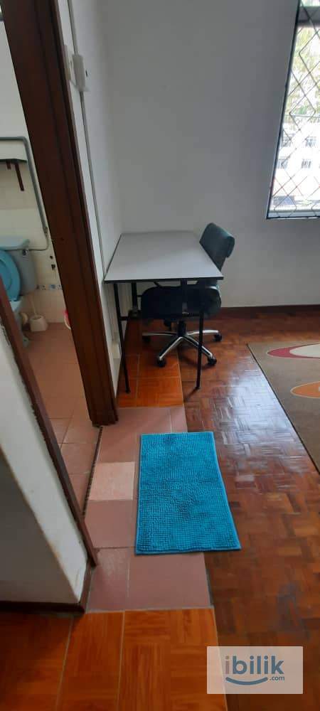 COMFY Master room @ Landed House behind Paradigm Mall & opposite Kelana Square, SS7, Kelana Jaya, PJ - Image 4