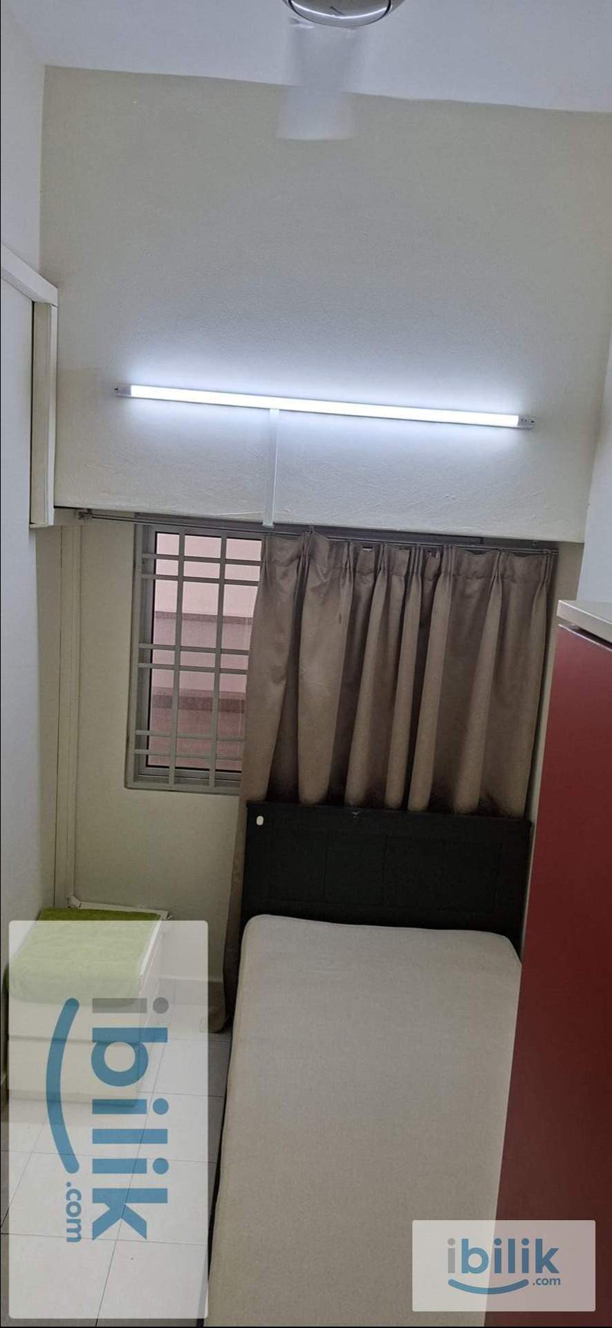 KOZY Small Room for SINGLE MALE @ Kelana Mahkota Condo PJ, 5 mins walk to Paradigm Mall - Image 4