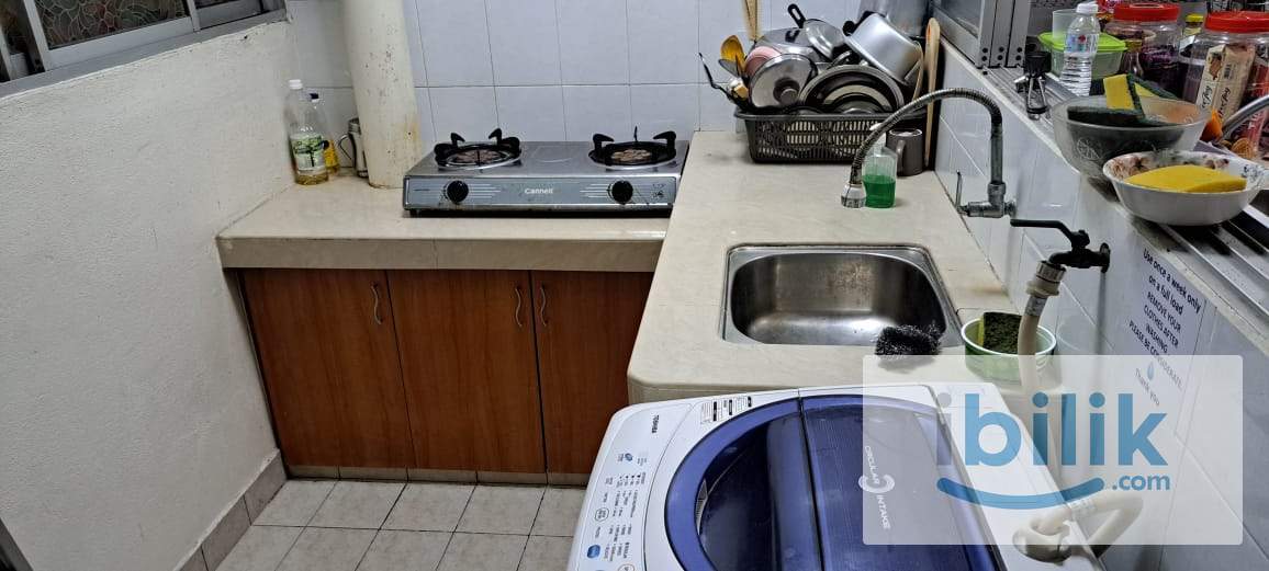 KOZY Small Room for SINGLE MALE @ Kelana Mahkota Condo PJ, 5 mins walk to Paradigm Mall - Image 10