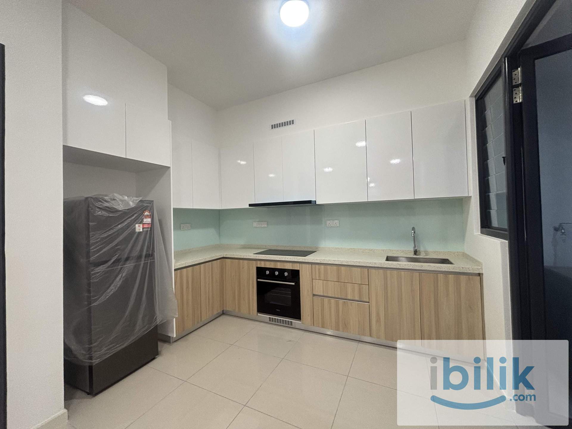  Fully Furnished Medium Room for Rent Near Monoral / PNB 118/Maybank  - Image 4