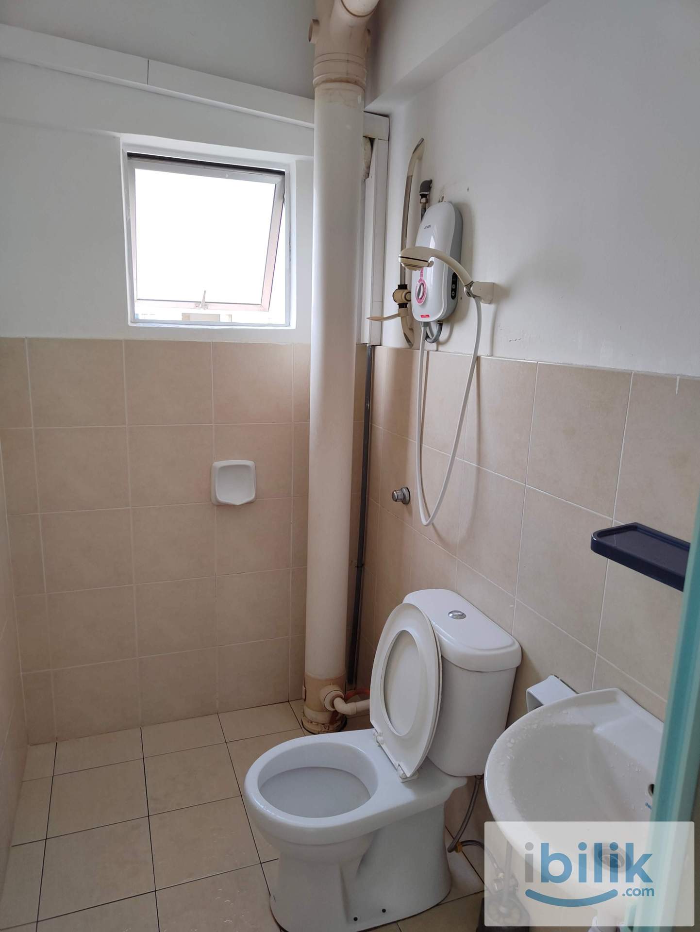Master Room  - Image 3