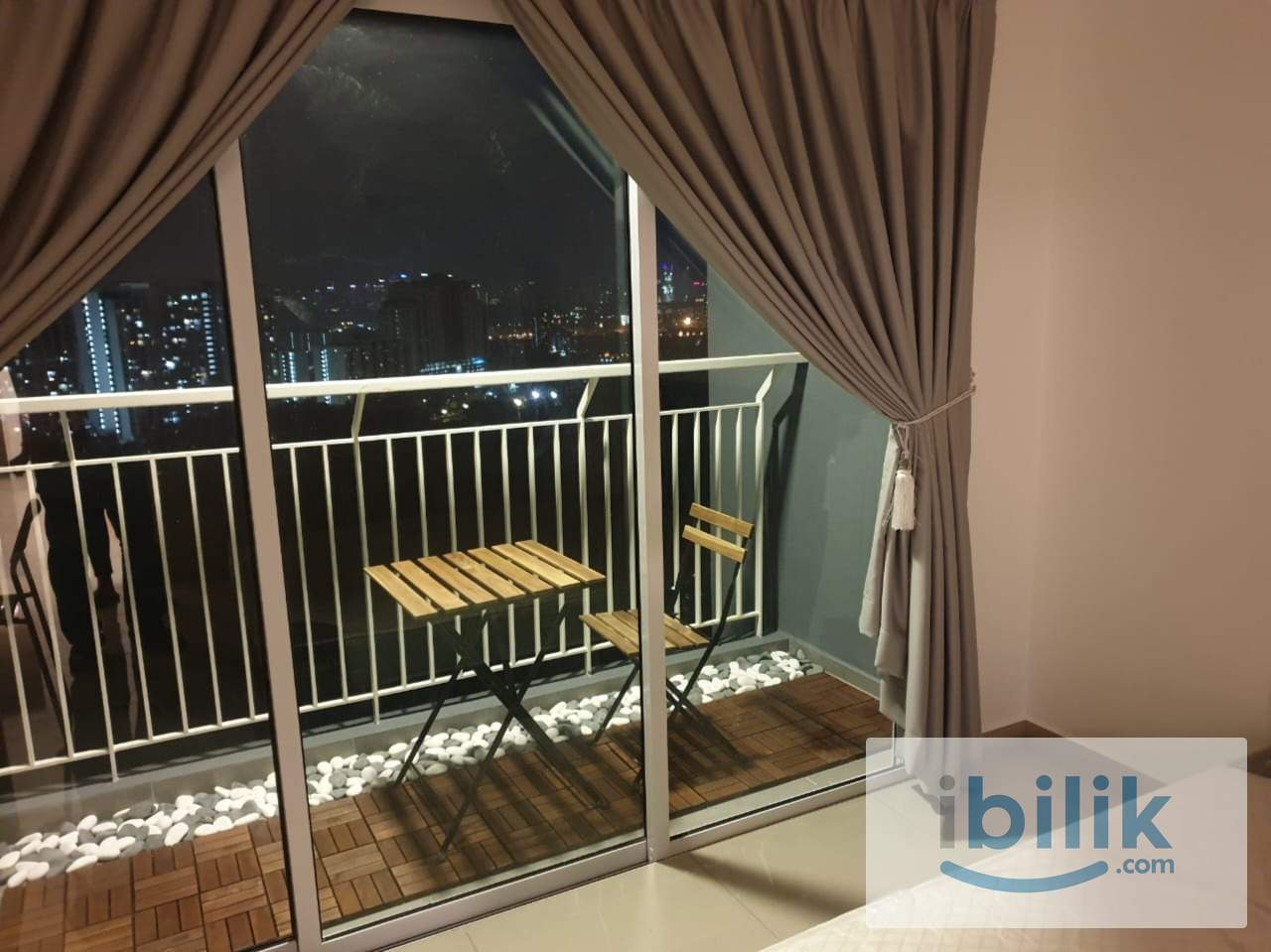 Medium Room with Balcony @ THE HOLMES - Bandar Tun Razak, Cheras - Image 7