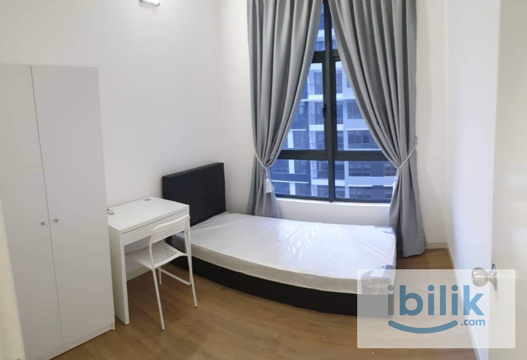 Single room with shared bathroom @ Casa Green (Residensi Hijauan) @Bukit Jalil (MUHIBBAH LRT STATION five minutes) - Image 3