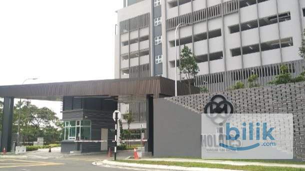 Medium room with shared bathroom @ THE HOLMES - Bandar Tun Razak, Cheras - Image 2