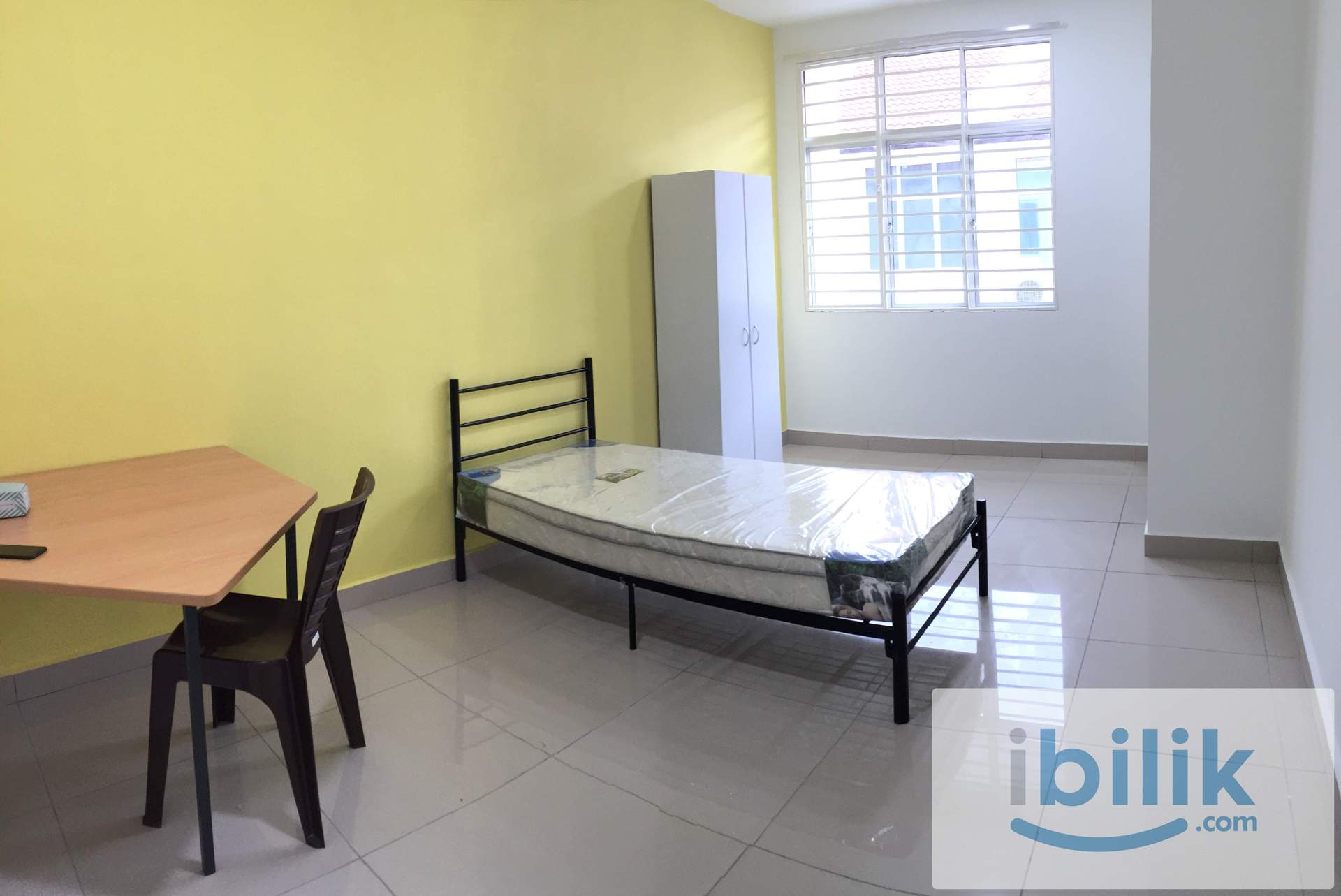 Fully Furnished Medium Room Rent Bandar Botanic, Klang. - Image 1