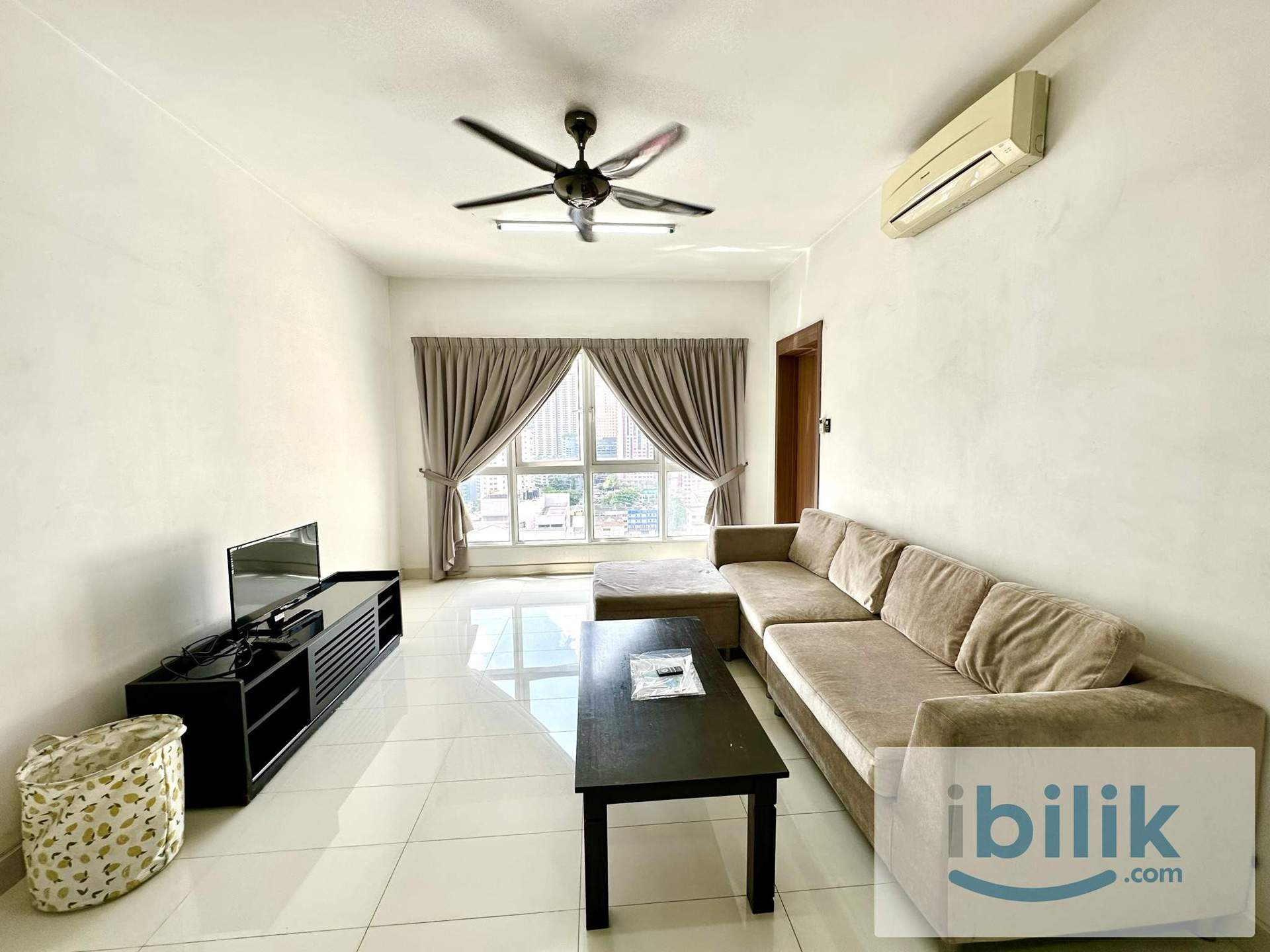 Female Master Room Fully Furnished with WIFI - Image 7