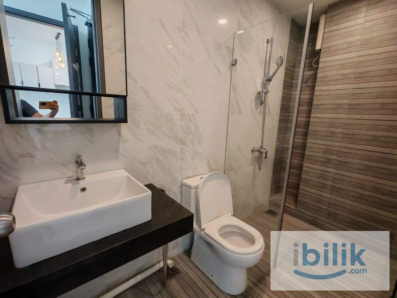Emporis, Studio Room, Fully Furnished - Image 3