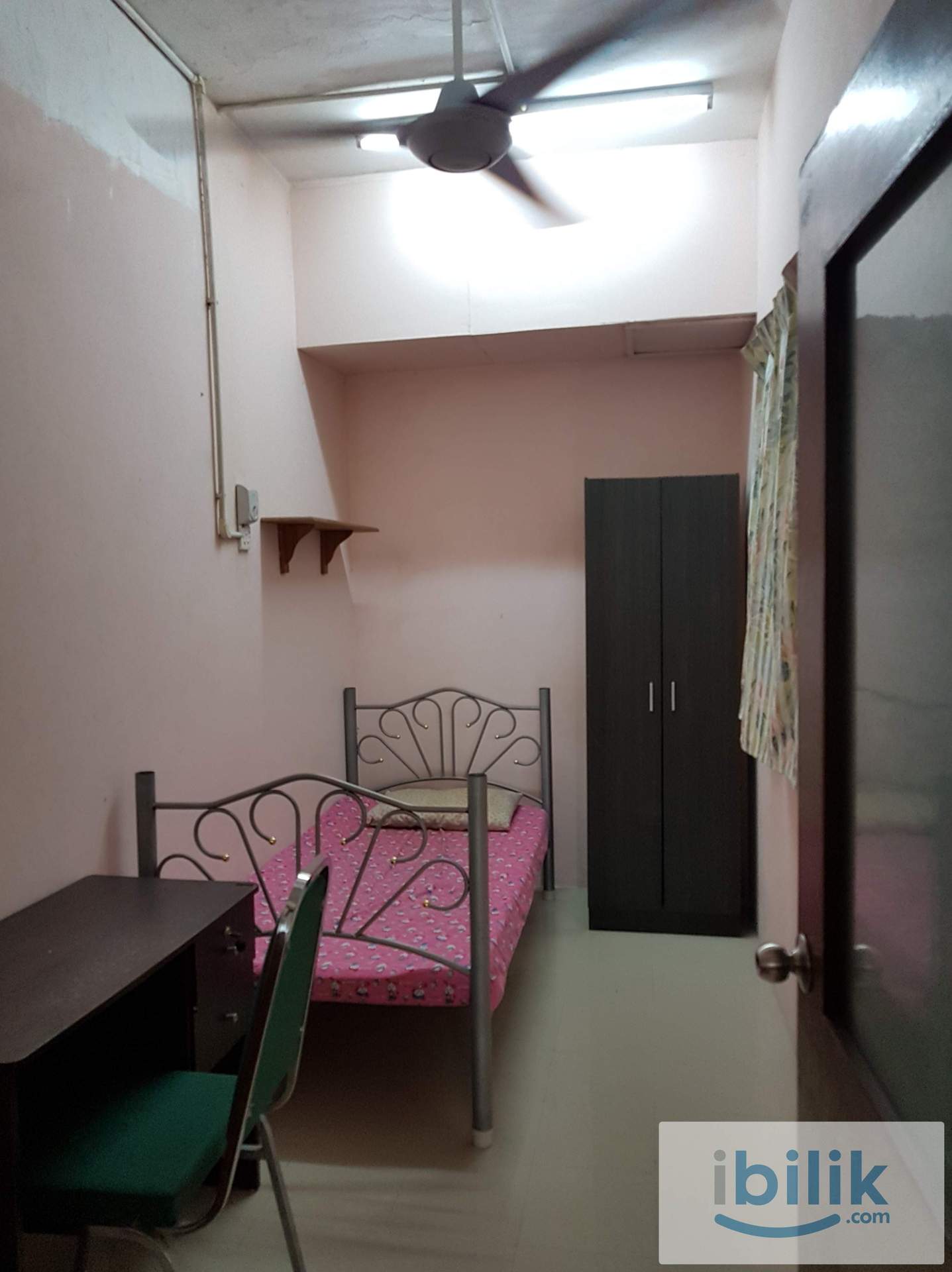Single Room - Image 1